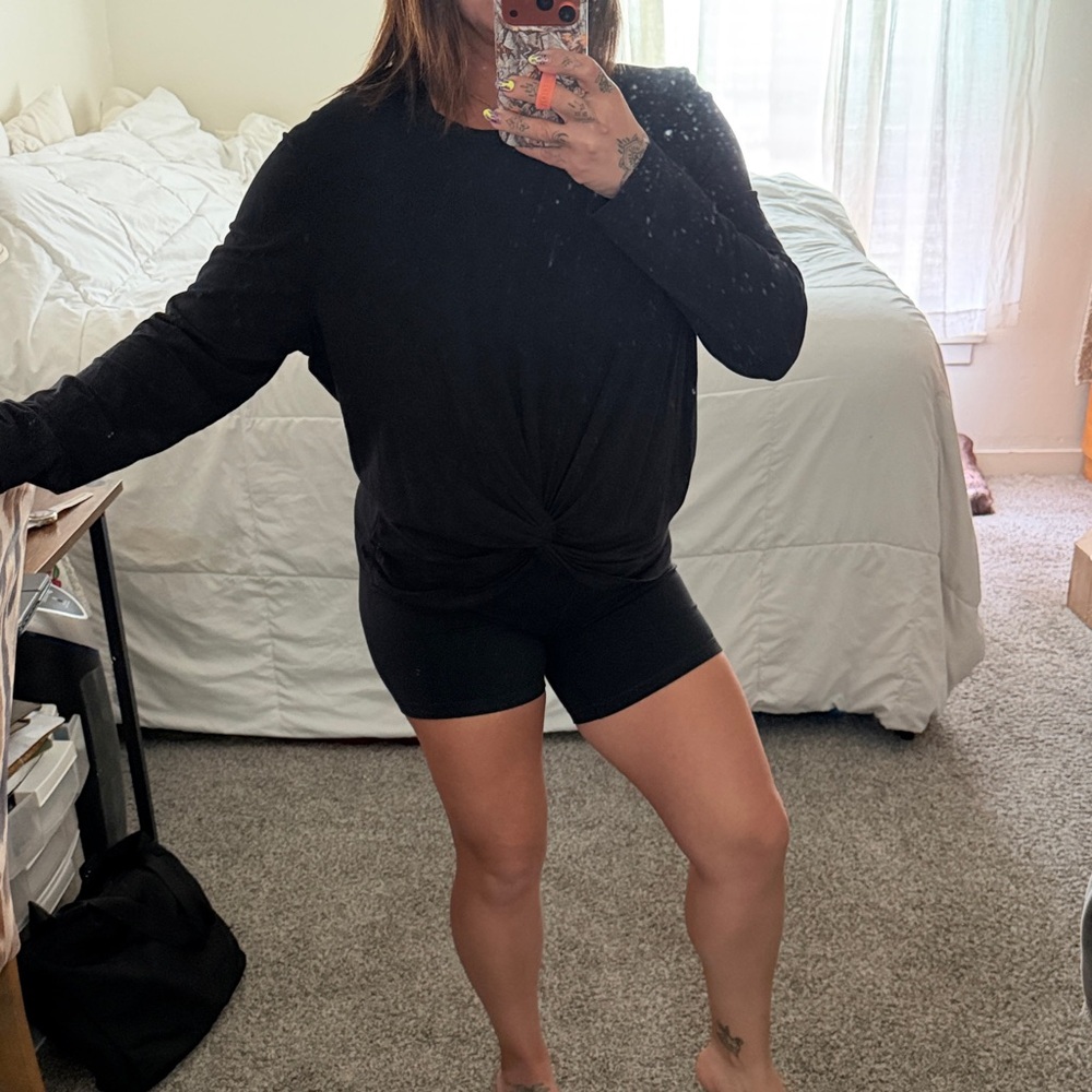 Babaton Black Long Sleeve Twist-Front Top - Picture 4 of 6
